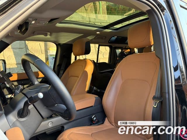 Land Rover Defender (L663) 110 D300 HSE, 2023 11