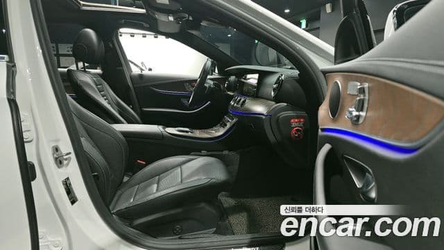 Mercedes-Benz E-класс W213 Exclusive, 2021 11