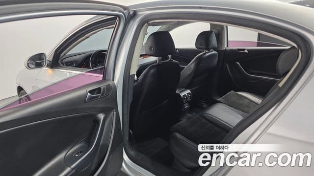 Volkswagen New Passat B6, 2011 18