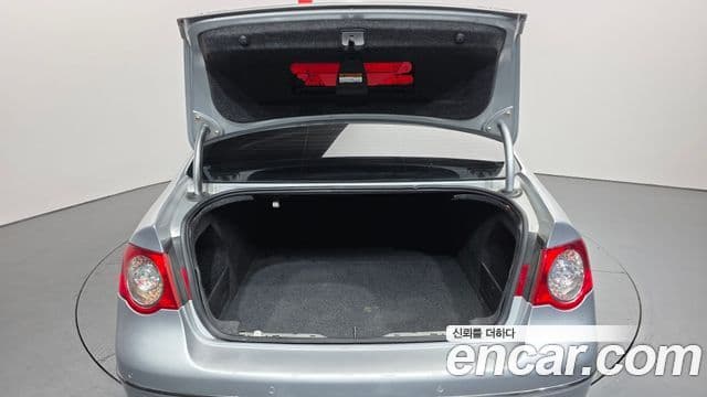 Volkswagen New Passat B6, 2011 20