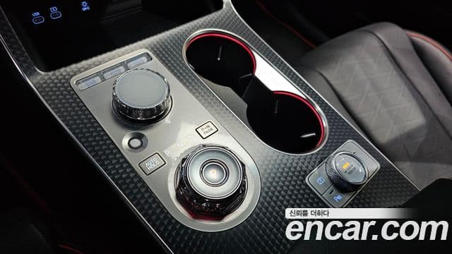 Genesis GV80 купе, 2024 9