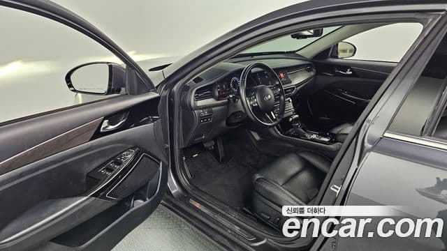 Kia K7 Premier 3.0 LPI Standard(арендный автомобиль), 2020 11