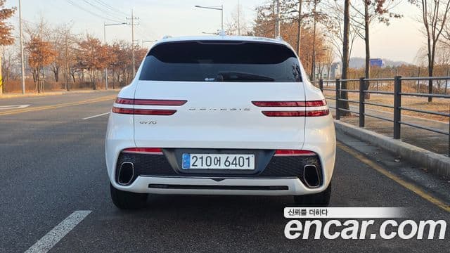 Genesis GV70, 2024 3