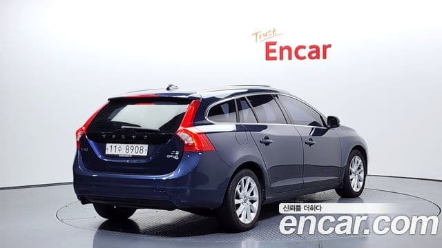 Volvo V60 1세대, 2015 2