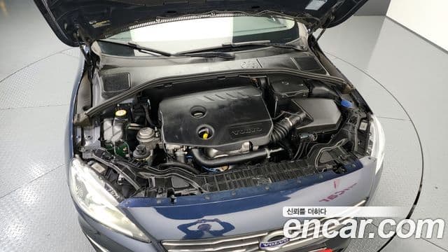 Volvo V60 1세대, 2015 6