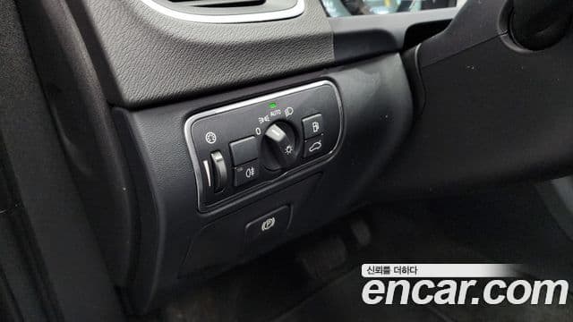 Volvo V60 1세대, 2015 17