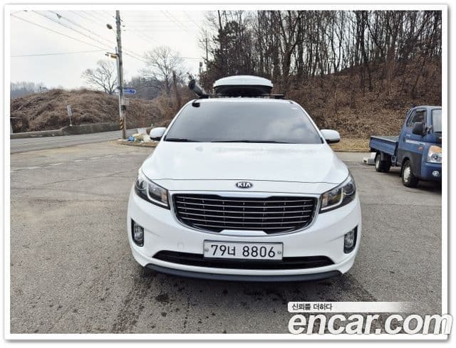 Kia All New Carnival Luxury, 2015 2