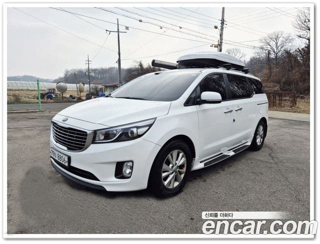 Kia All New Carnival Luxury, 2015 3