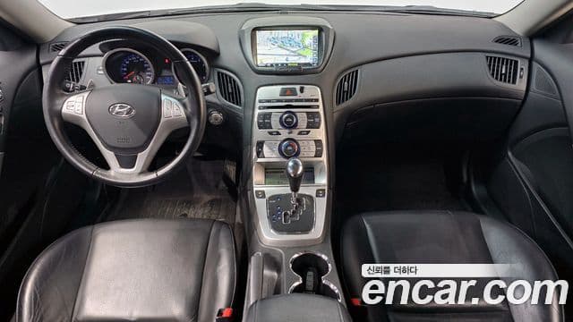 Hyundai Genesis купе 200 турбо P, 2010 7