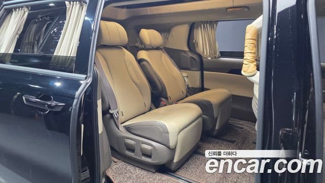 Kia Carnival 4세대 Signature, 2023 12