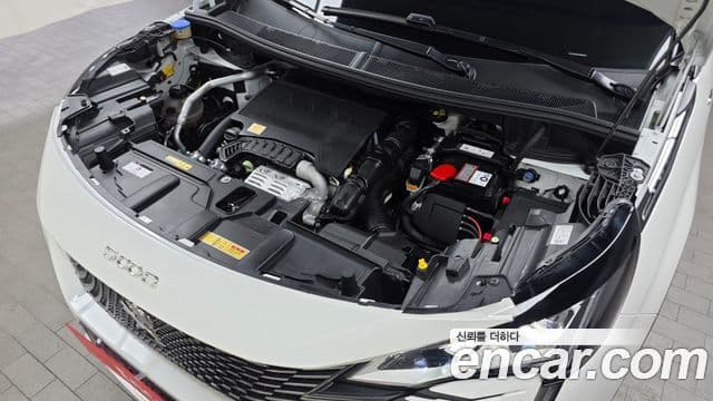 Peugeot 5008 2세대 1.2 Pure Tech GT, 2024 6