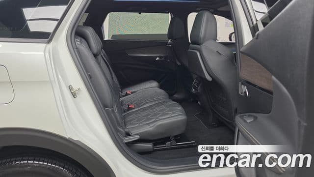 Peugeot 5008 2세대 1.2 Pure Tech GT, 2024 12