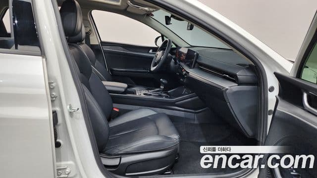 Kia The / новый New K5 3세대 Trendy, 2024 11