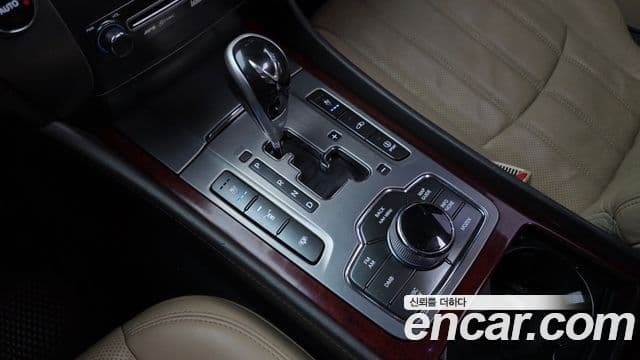 Hyundai Equus(новый кузов / новое поколение) Prestige VIP팩 II, 2011 9