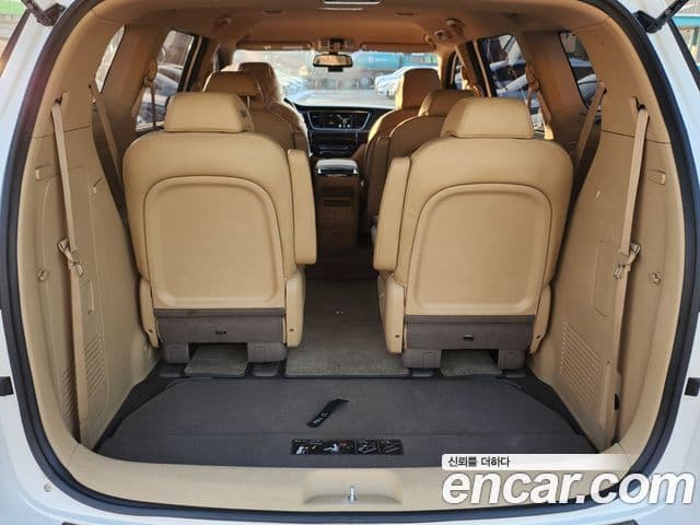 Kia The / новый New Carnival Prestige, 2019 все фото