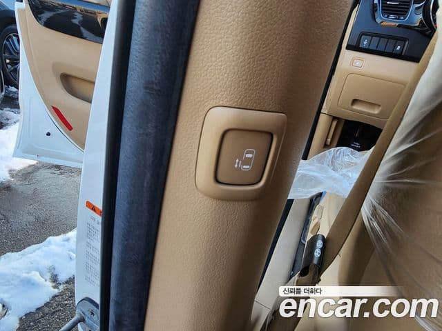 Kia The / новый New Carnival Prestige, 2019 9