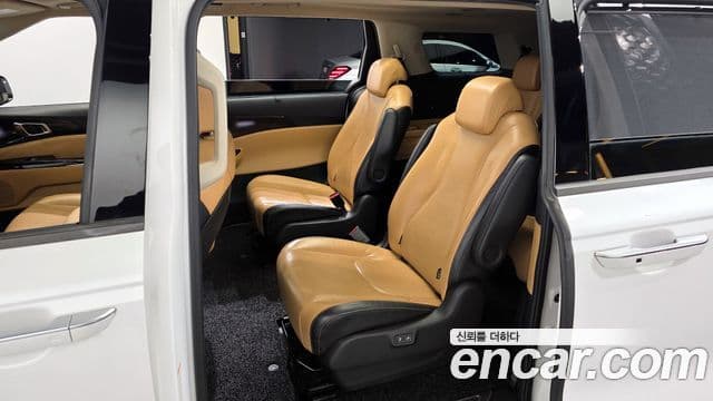 Kia Carnival 4세대 Signature, 2021 11