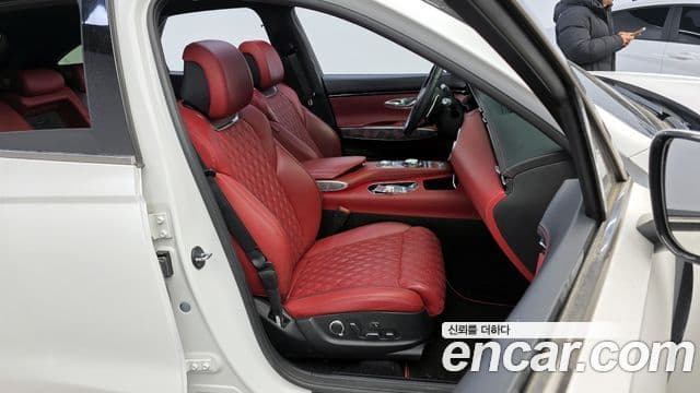 Genesis GV70, 2023 12