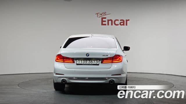 BMW 5시리즈 (G30) 520d Luxury Plus, 2018 4