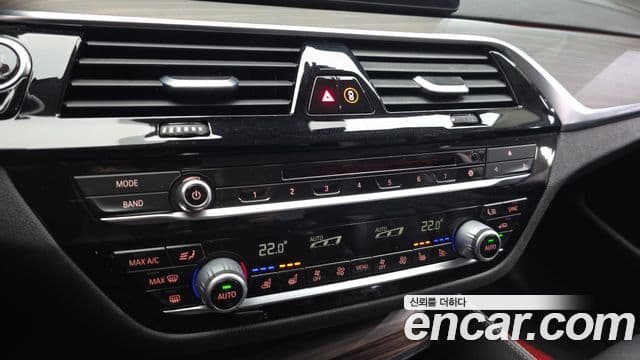 BMW 5시리즈 (G30) 520d Luxury Plus, 2018 17