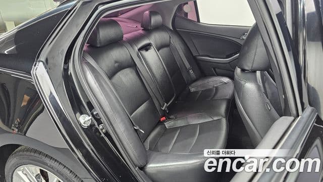 Kia The / новый New K5 Noblesse, 2015 12