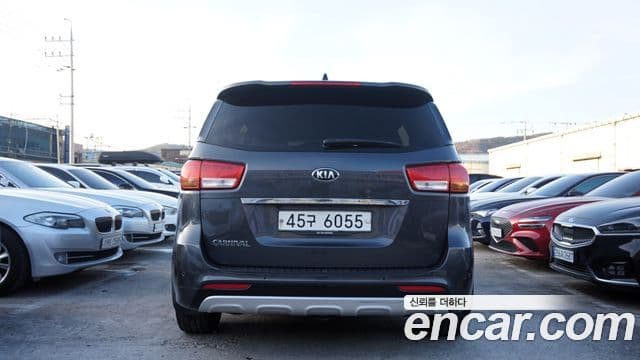Kia All New Carnival Prestige, 2015 7