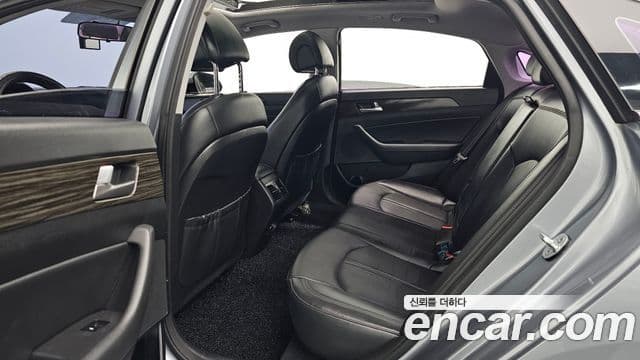 Hyundai LF Sonata 2.0 Smart, 2015 12