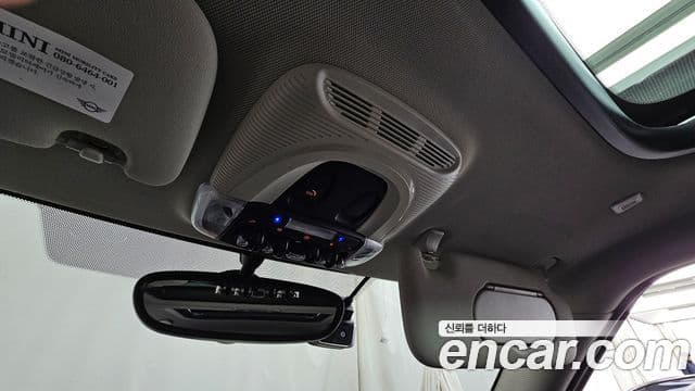 Mini Cooper 클럽맨 2세대, 2020 18