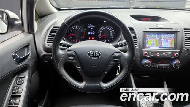 Kia K3 Luxury, 2013 13