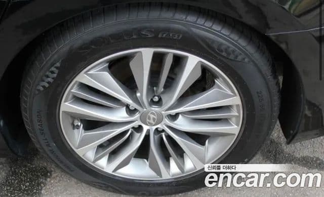 Hyundai Grandeur HG Premium, 2016 4