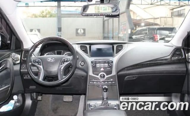Hyundai Grandeur HG Premium, 2016 6