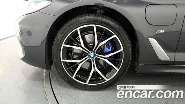 BMW 5시리즈 (G30) 530e M Sport, 2021 все фото