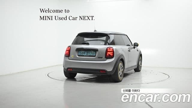 Mini Cooper Электрический (Electric) 3세대, 2023 2
