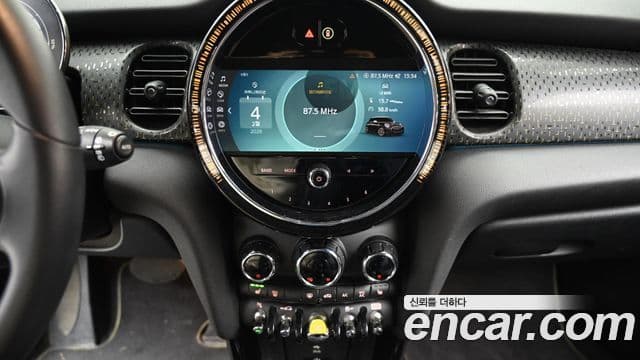 Mini Cooper Электрический (Electric) 3세대, 2023 14