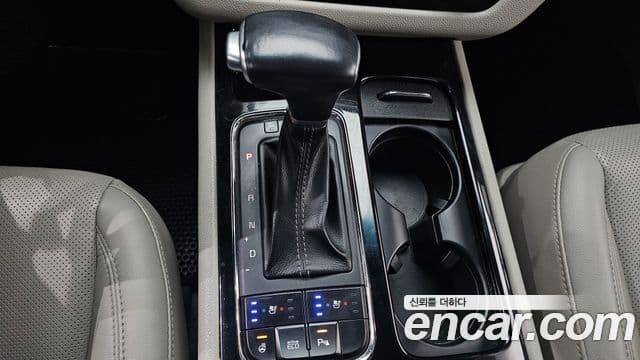 Kia All New Carnival Noblesse, 2018 9