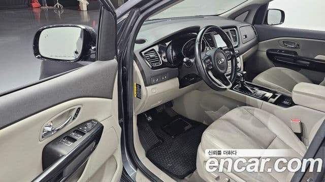 Kia All New Carnival Noblesse, 2018 10