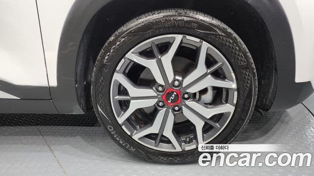 Kia Seltos Signature, 2023 все фото