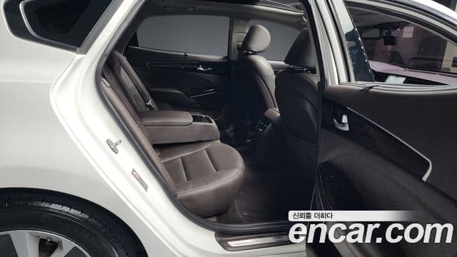 Kia All New K7 гибрид Noblesse, 2017 12