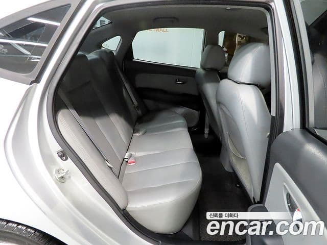 Hyundai Avante HD Deluxe, 2010 8