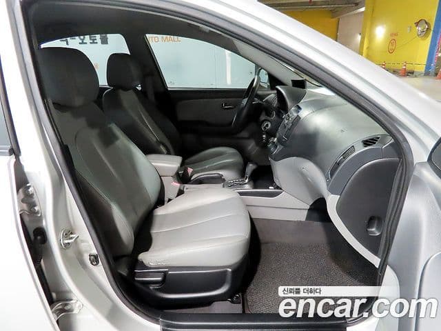 Hyundai Avante HD Deluxe, 2010 9
