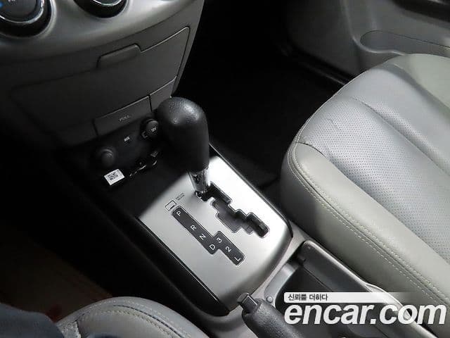 Hyundai Avante HD Deluxe, 2010 14