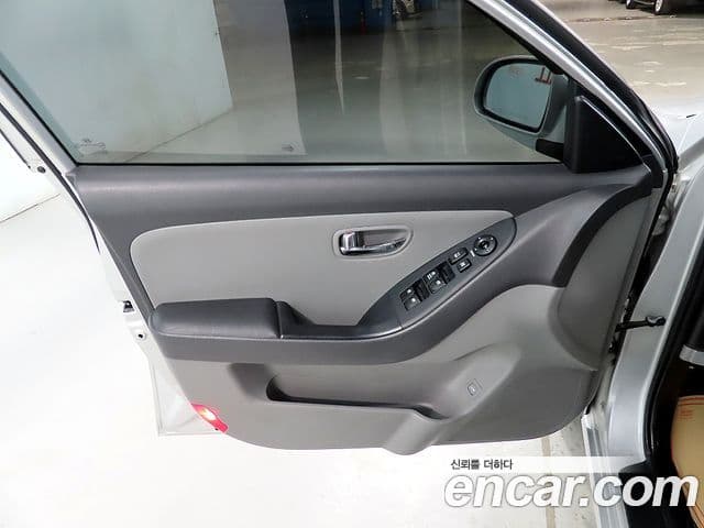 Hyundai Avante HD Deluxe, 2010 15