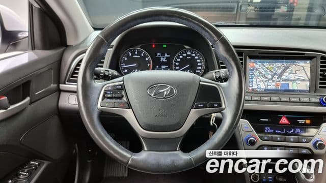 Hyundai Avante AD 1.6 GDI Smart, 2018 14