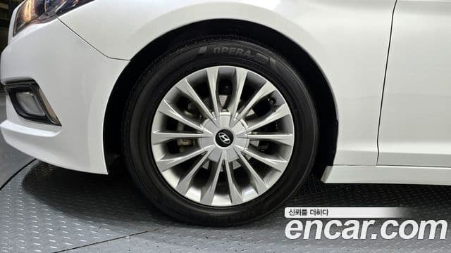 Hyundai LF Sonata 2.0 Smart, 2016 все фото