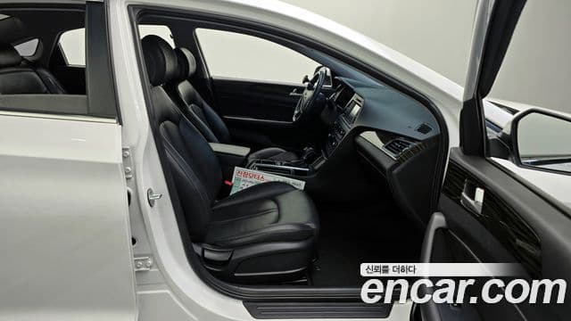 Hyundai LF Sonata 2.0 Smart, 2016 10