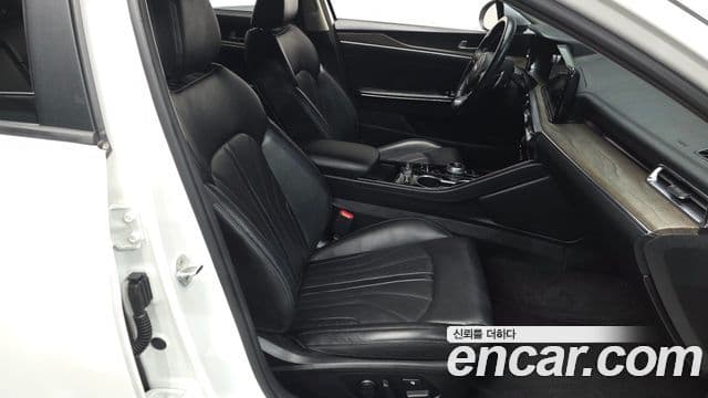 Kia K5 3세대 Signature, 2020 10