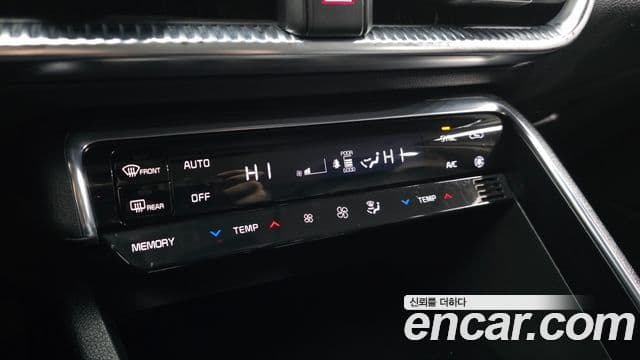 Kia K5 3세대 Signature, 2020 17