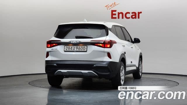 Kia Seltos Trendy, 2023 4