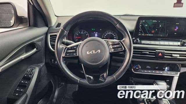 Kia Seltos Trendy, 2023 13