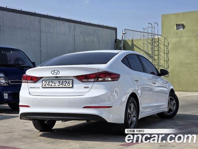 Hyundai Avante AD Style, 2017 4